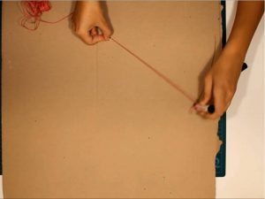 como hacer piñatas con tiras de carton 2